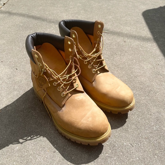 Beige Timberland boots - Picture 2 of 6